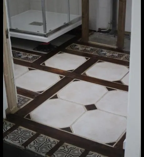 Maison D'artiste Acces Jardin Apartment