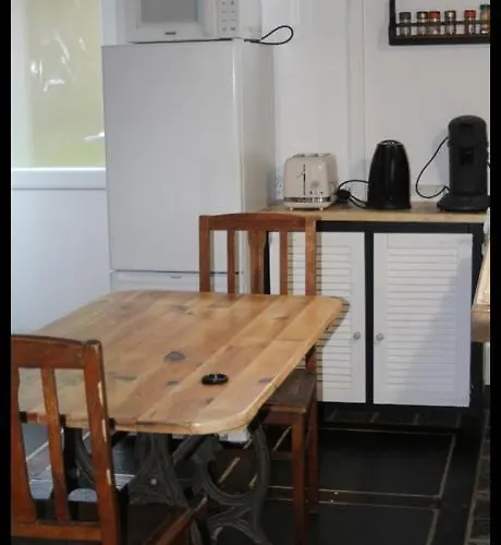 Maison D'artiste Acces Jardin Apartment *