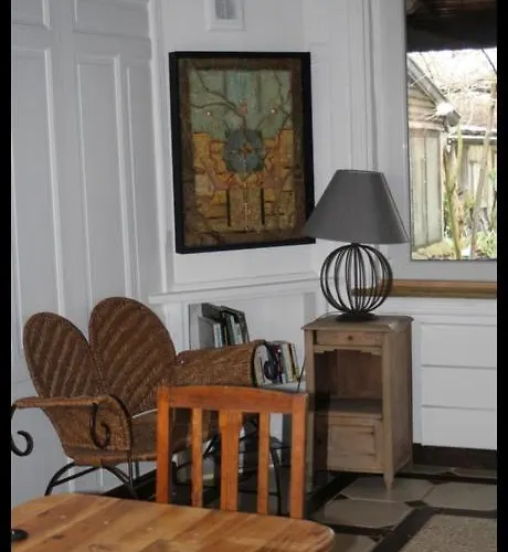 Apartment Maison D'artiste Acces Jardin *